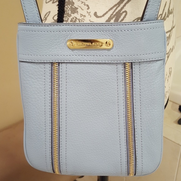 Crossbody - Picture 1 of 4